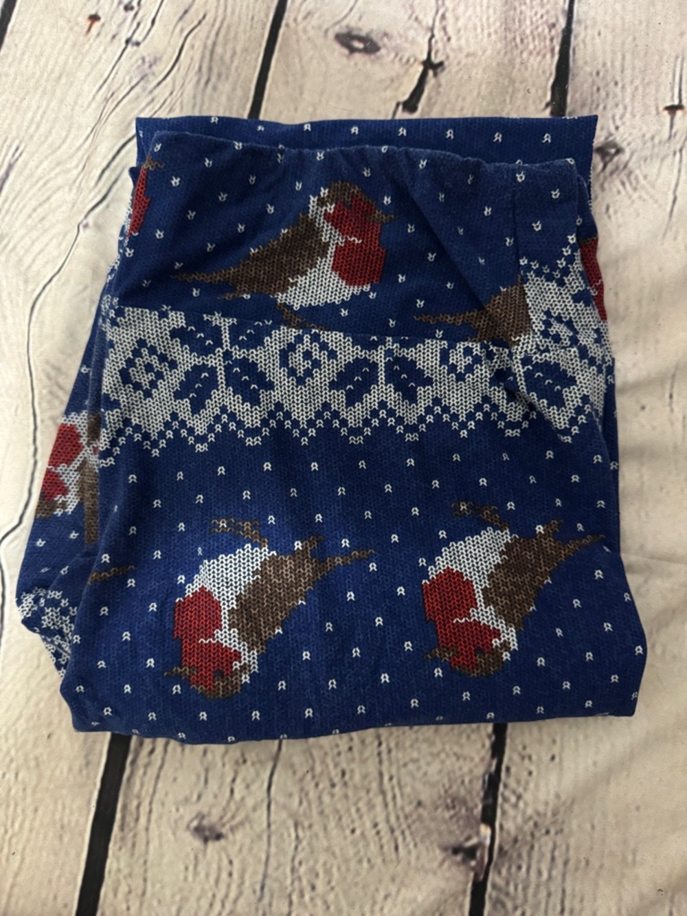 LuLaRoe Tall & Curvy Fairisle Geometric Blue Leggings with Red Robin Motif